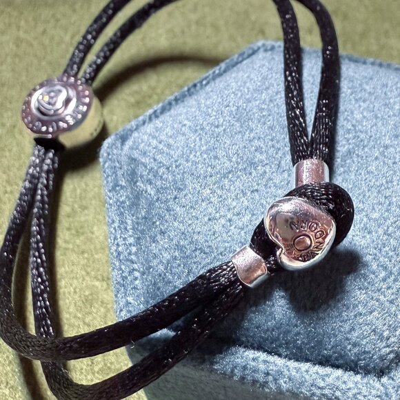 Brand NEW Limited-EditiPandora Silk Cord Bracelet with Girlfriend Heart CZ Charm - Picture 9 of 15